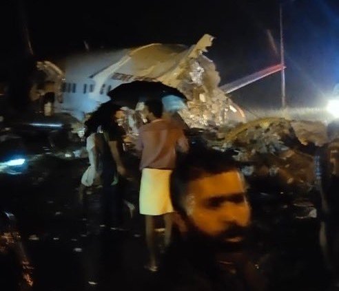سقوط طائرة هندية