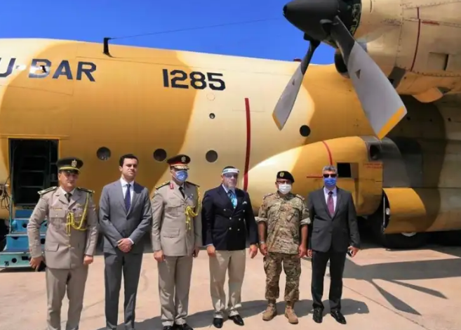 الطائرة الرابعة من الجسر الجوي الإغاثي المصري إلى لبنان