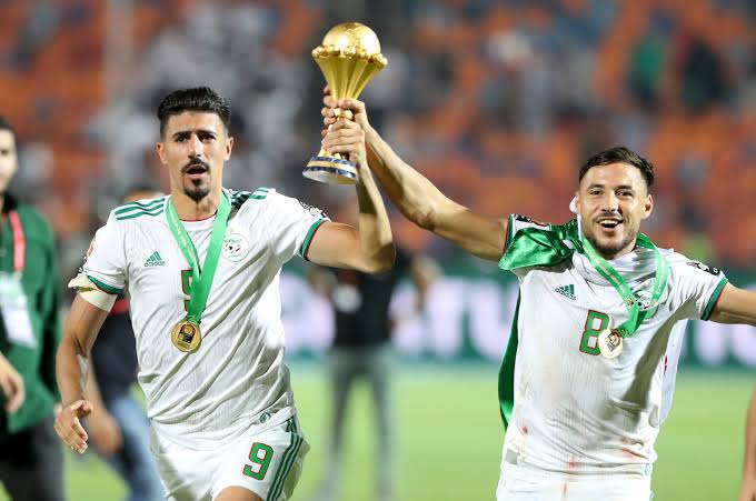 بلايلي يتوج مع الجزائر بكأس الأمم الإفريقية 2019