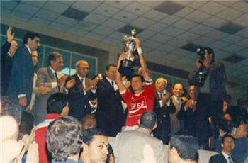 الأهلي بطل دوري الأبطال 1987