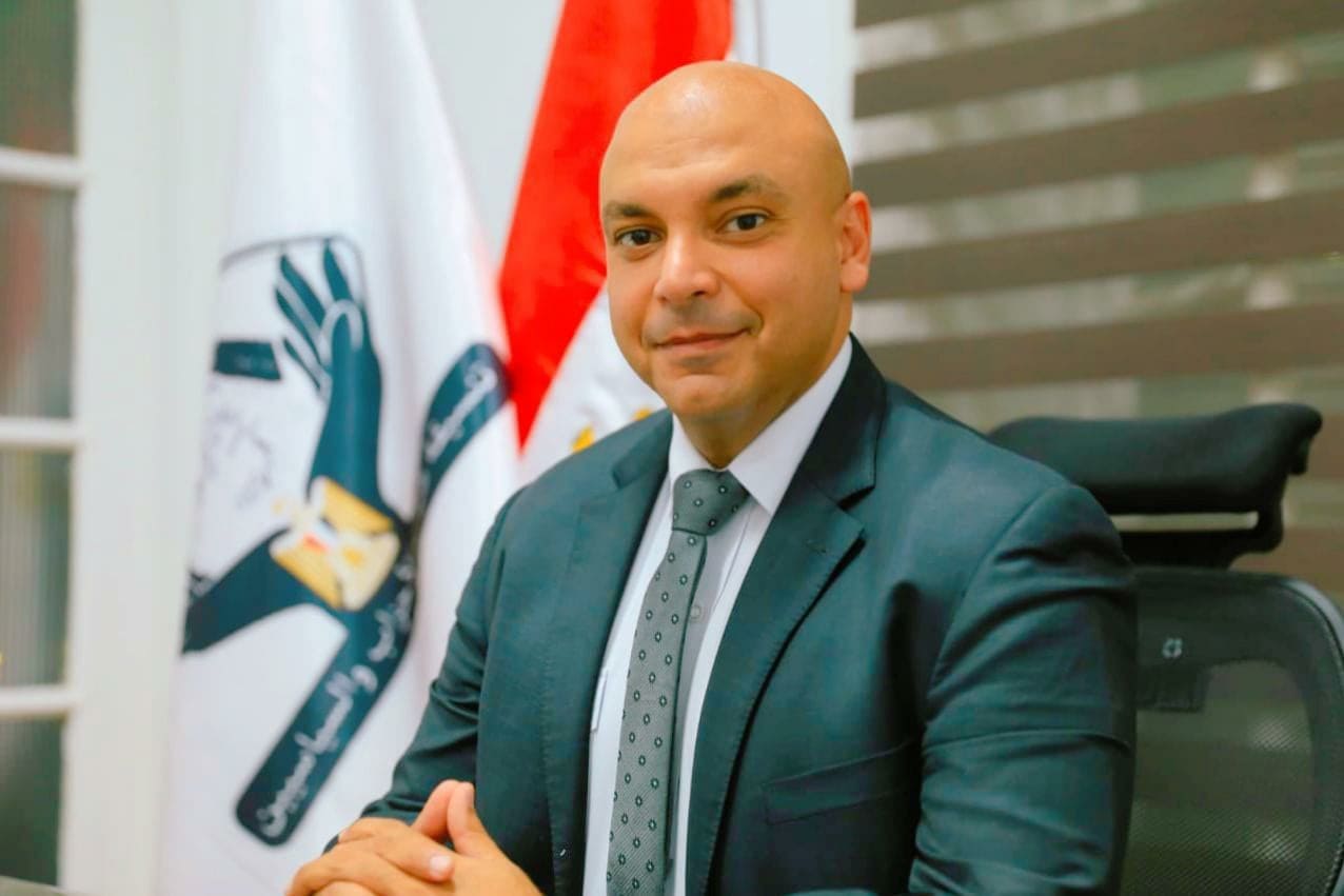 محمود القط عضو مجلس الشيوخ