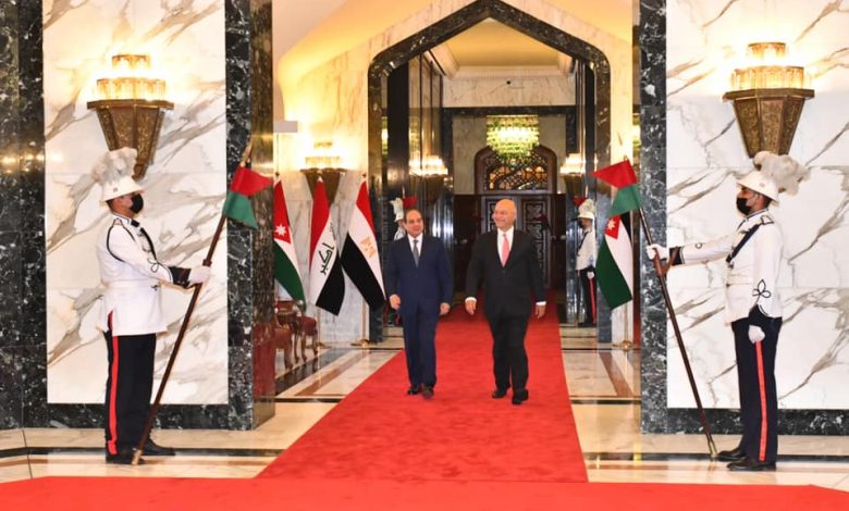استقبال الرئيس العراقي ورئيس الوزراء العراقي الرئيس عبد الفتاح السيسي بالعاصمة بغداد