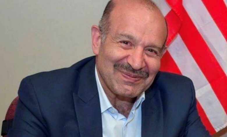 مصطفى علوش، المحلل السياسي اللبناني