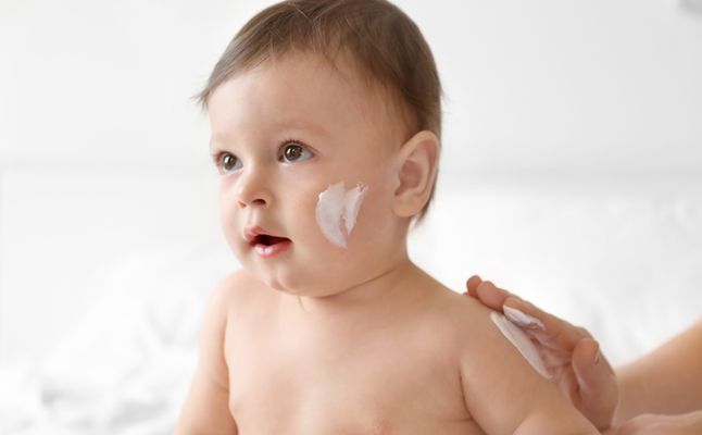 علاج التهابات الجلد للأطفال