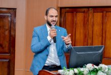 الدكتور محمود منصور